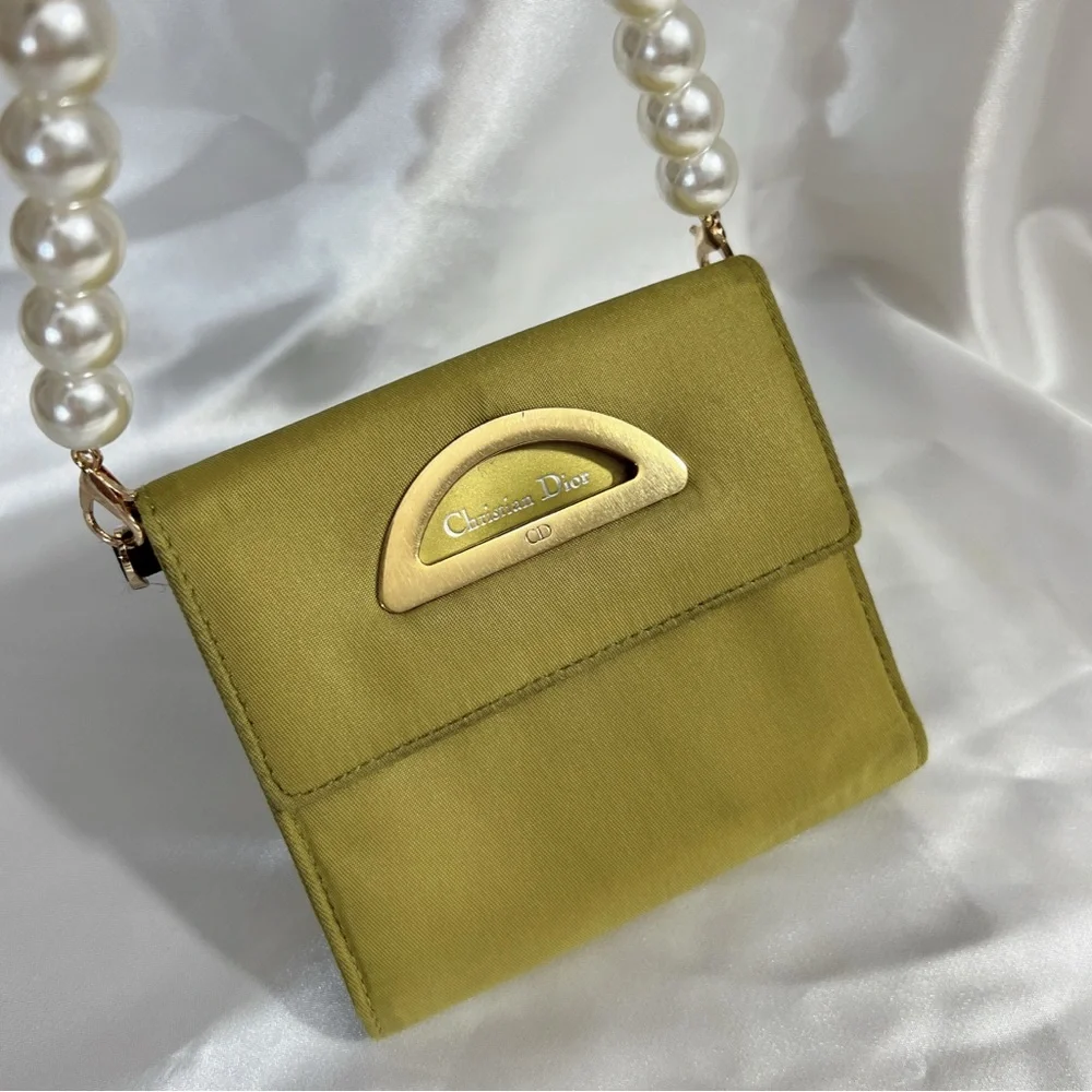 Authentic💚Dior wallet.Green